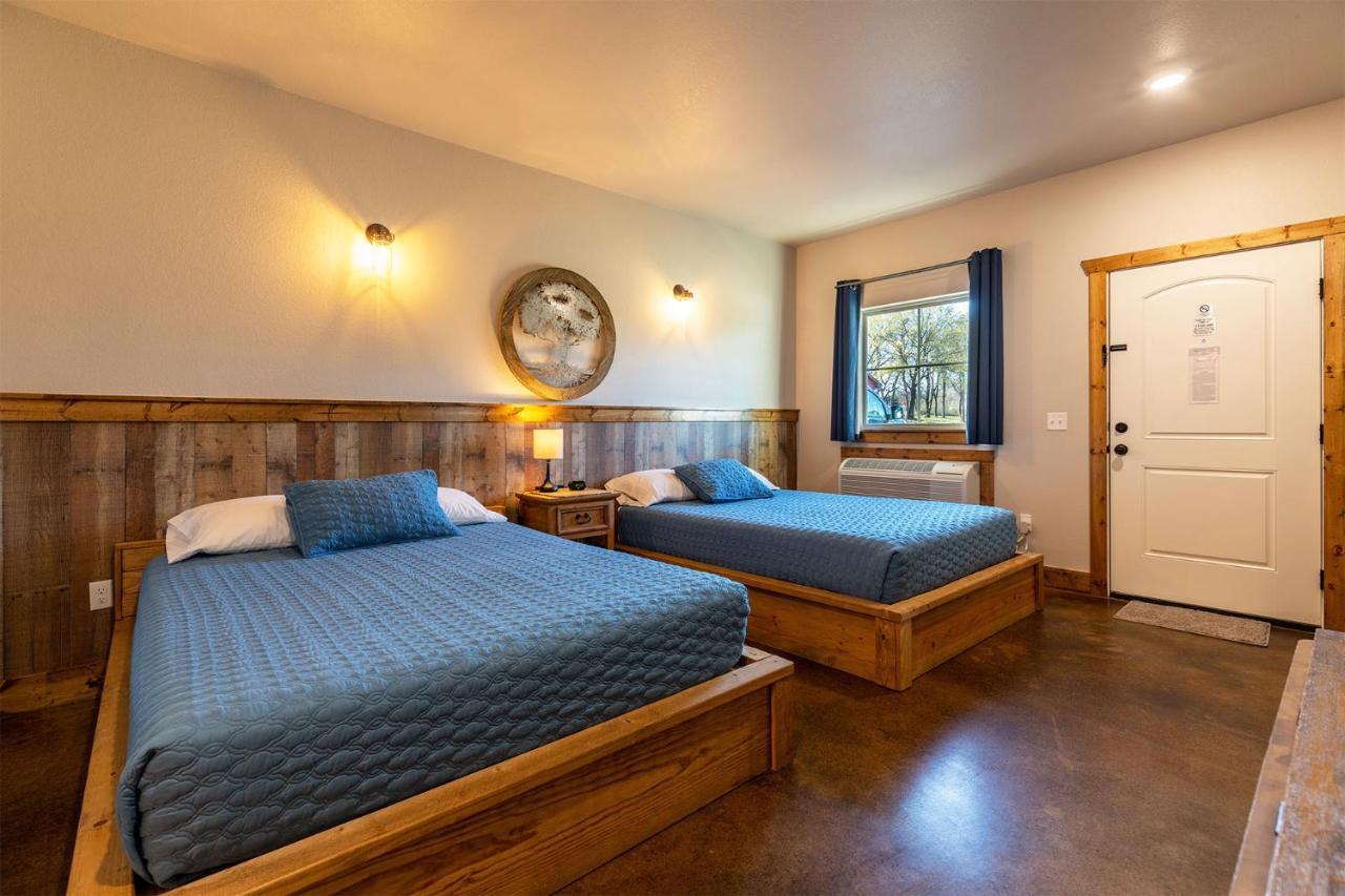 The Woods Lodging Kingston Kültér fotó